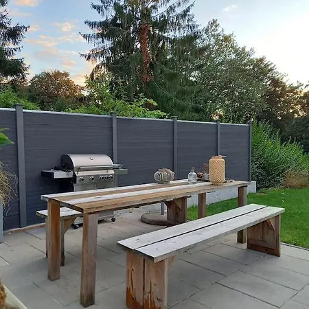 Apartment Gartenapartment Mit Eigenen Eingang *
